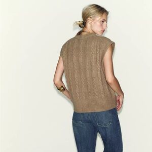 ZARA CABLE KNIT VEST JUMPER